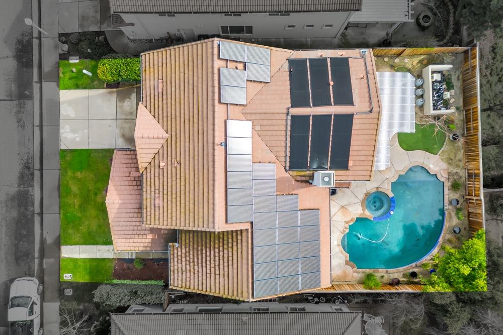 1315 Crystal Hollow Court