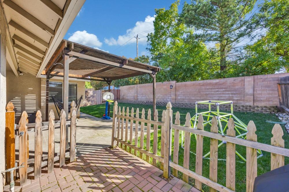 2450 Inverness Drive