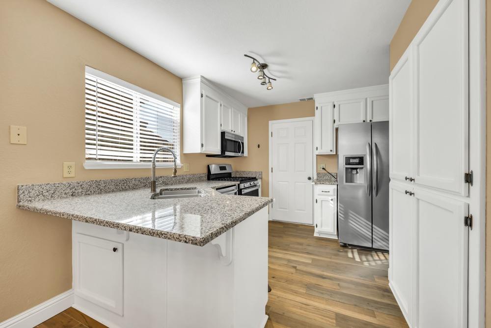2450 Inverness Drive