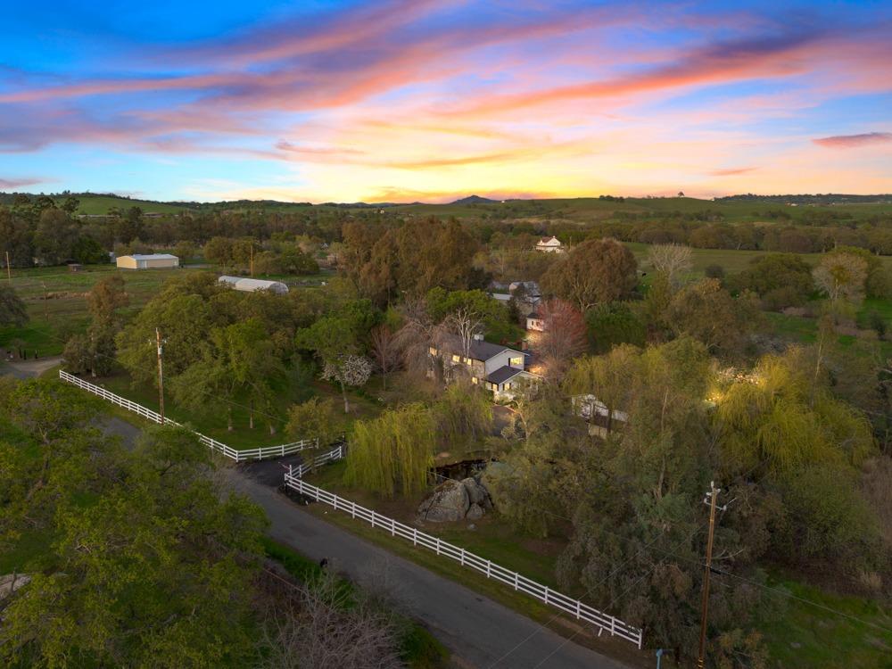 7550 Thousand Oaks Drive