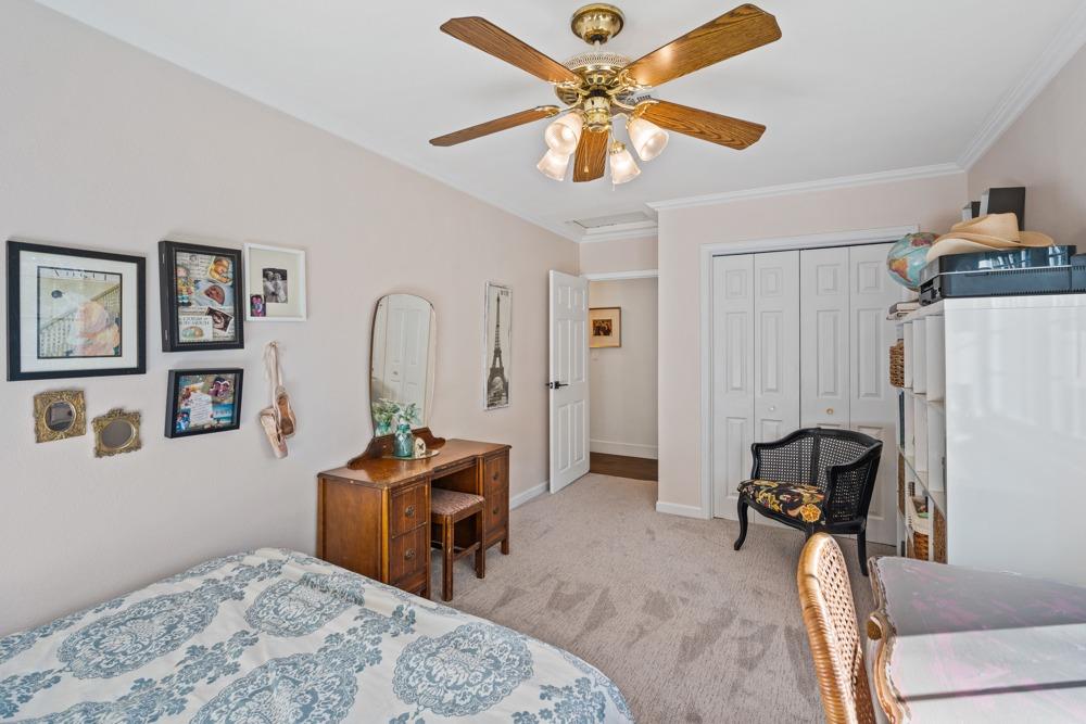 7550 Thousand Oaks Drive