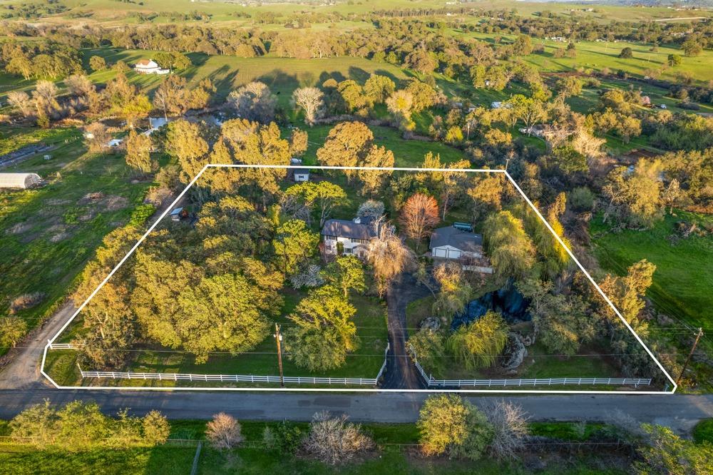 7550 Thousand Oaks Drive