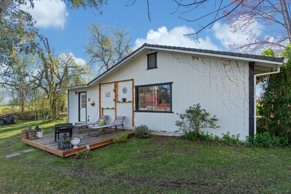 7550 Thousand Oaks Drive