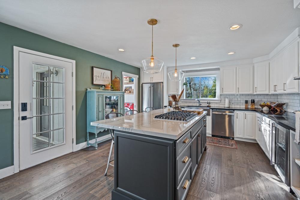 7550 Thousand Oaks Drive