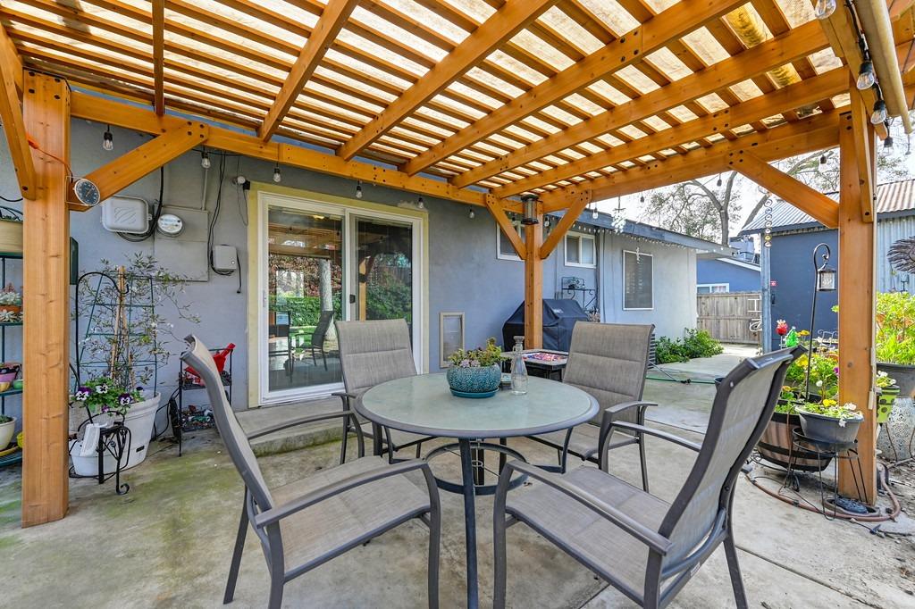 6947 Greenbrook Circle