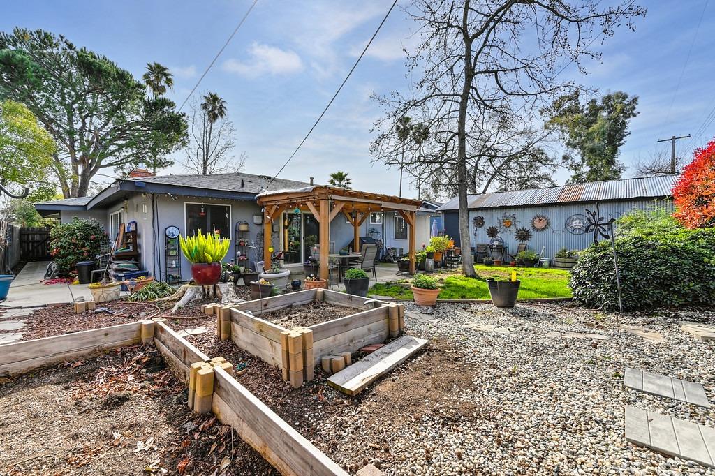 6947 Greenbrook Circle