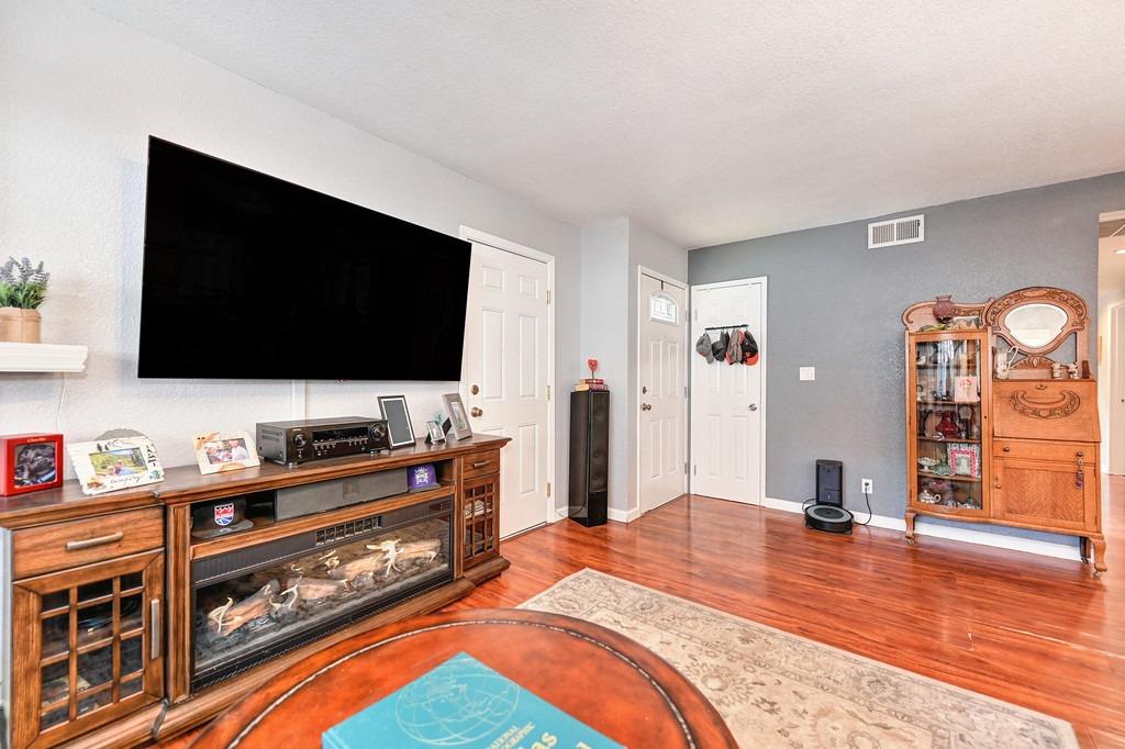 6947 Greenbrook Circle