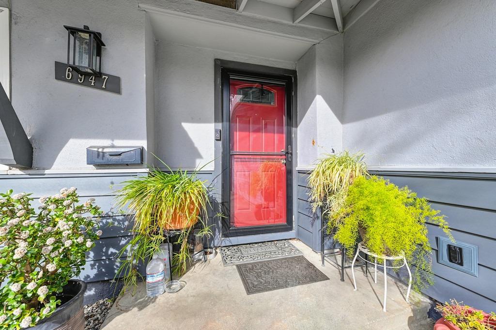 6947 Greenbrook Circle