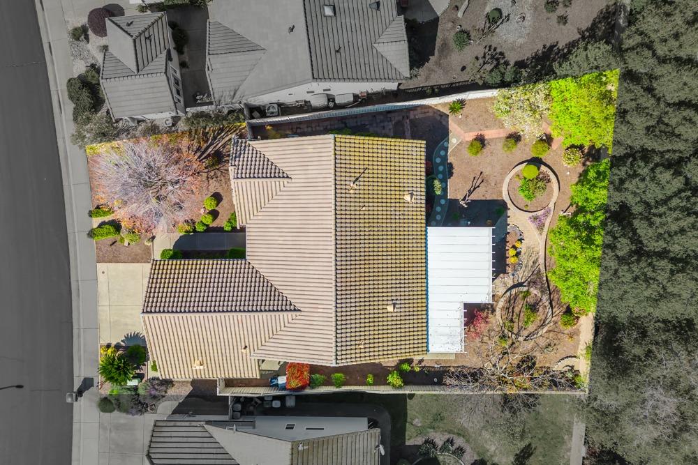 7409 School House Lane