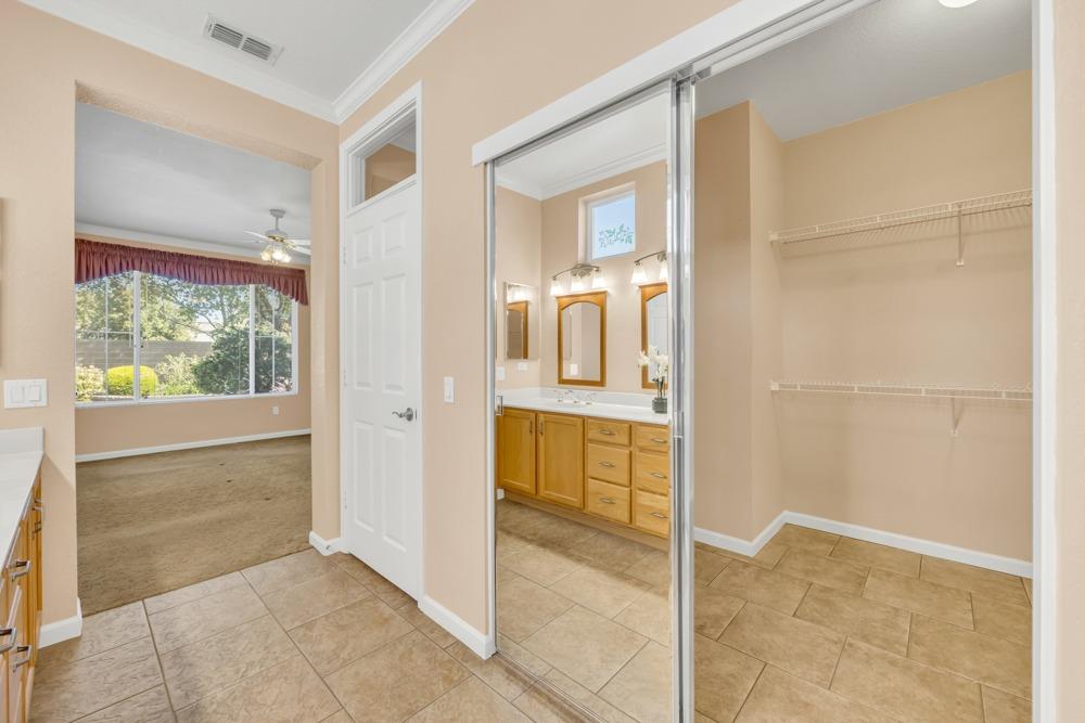 7409 School House Lane