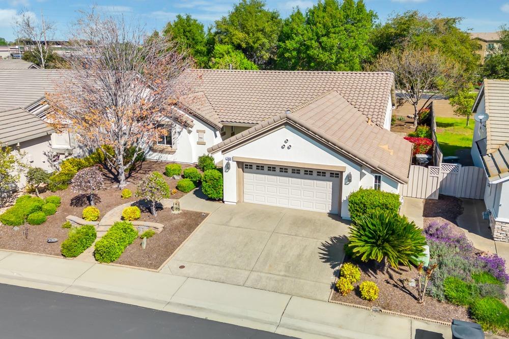 7409 School House Lane