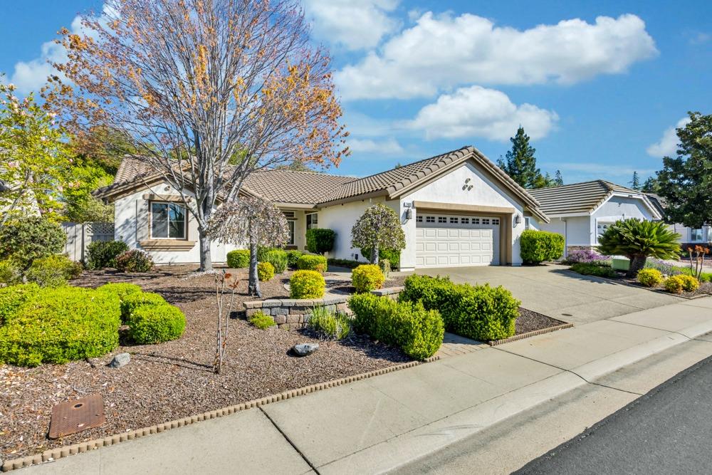 7409 School House Lane