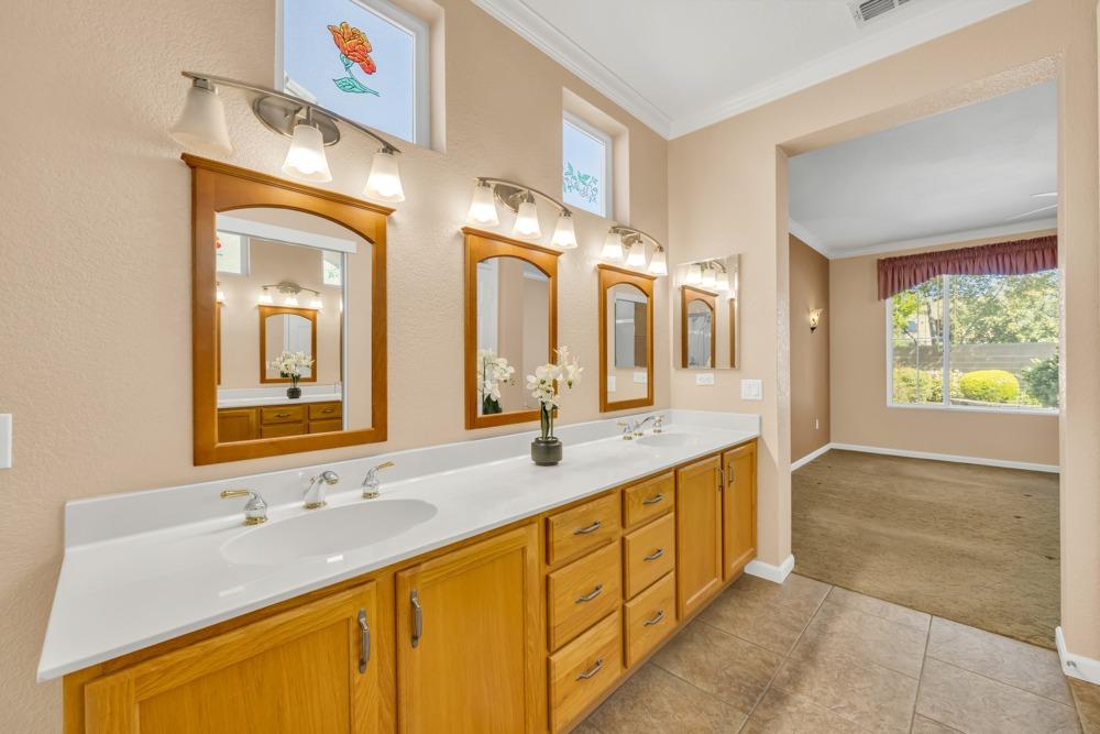 7409 School House Lane
