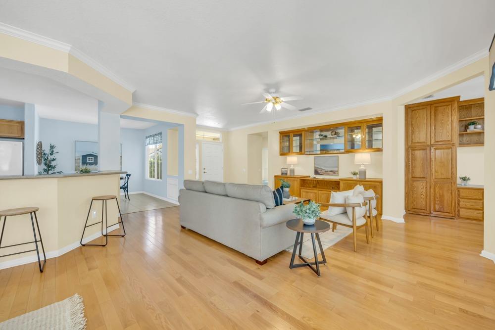 7409 School House Lane