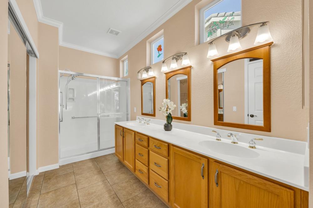 7409 School House Lane