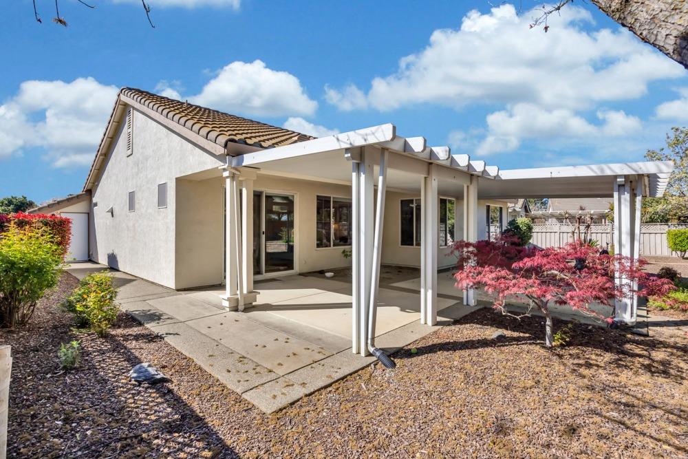 7409 School House Lane