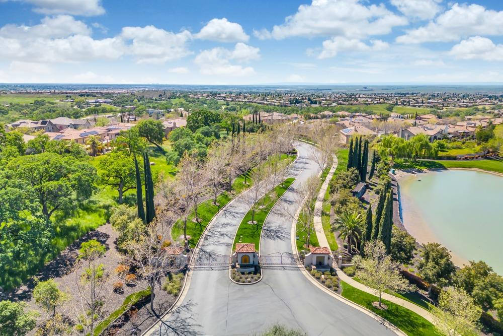 3401 Monteverde Drive