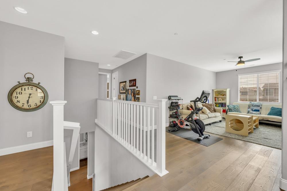 5554 Cannes Way