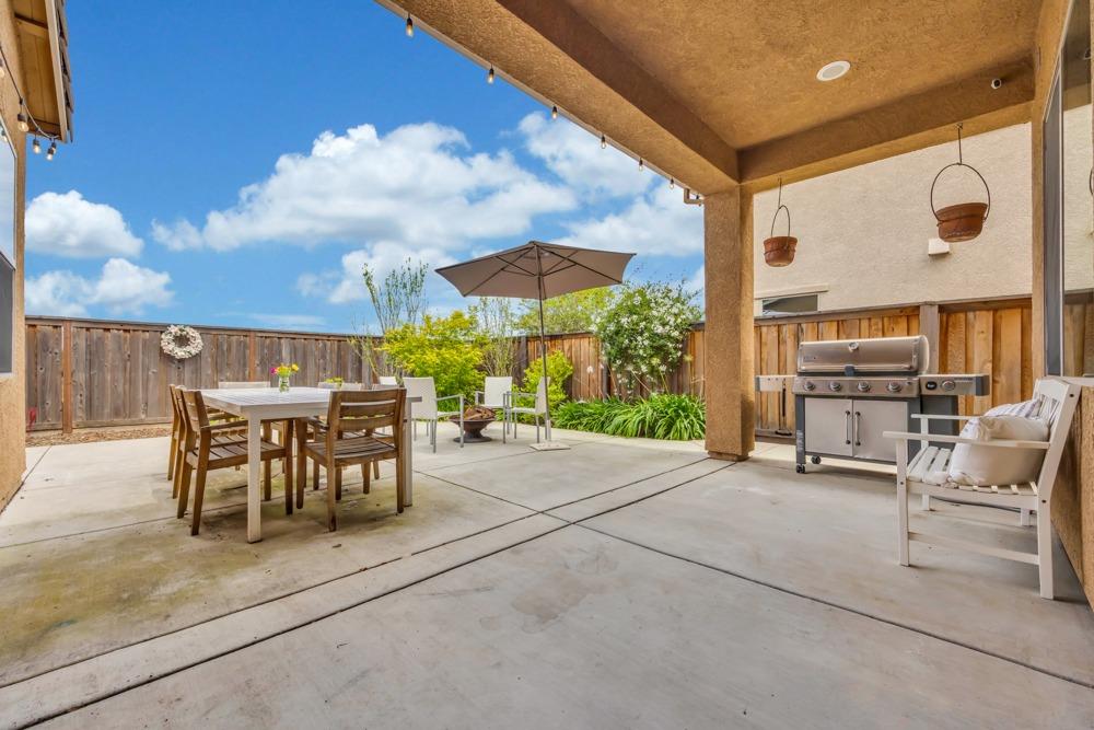 5554 Cannes Way