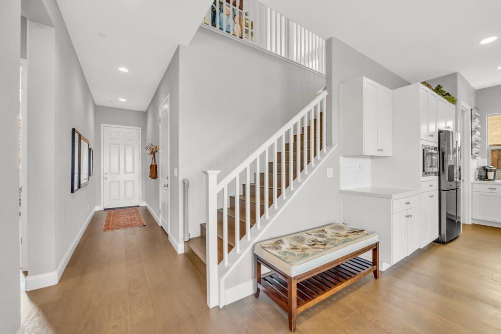 5554 Cannes Way