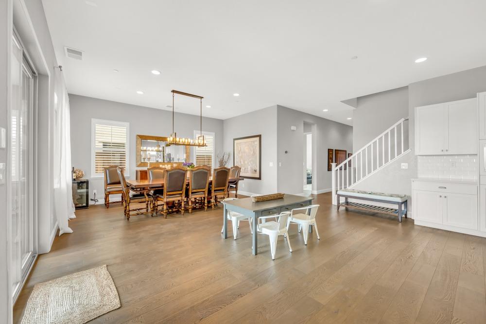 5554 Cannes Way