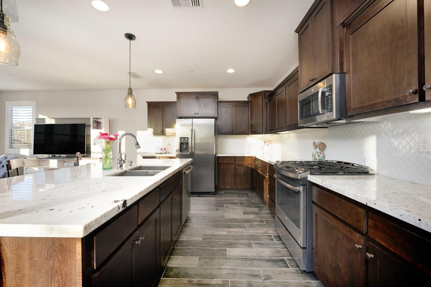 1329 Larkspur Drive