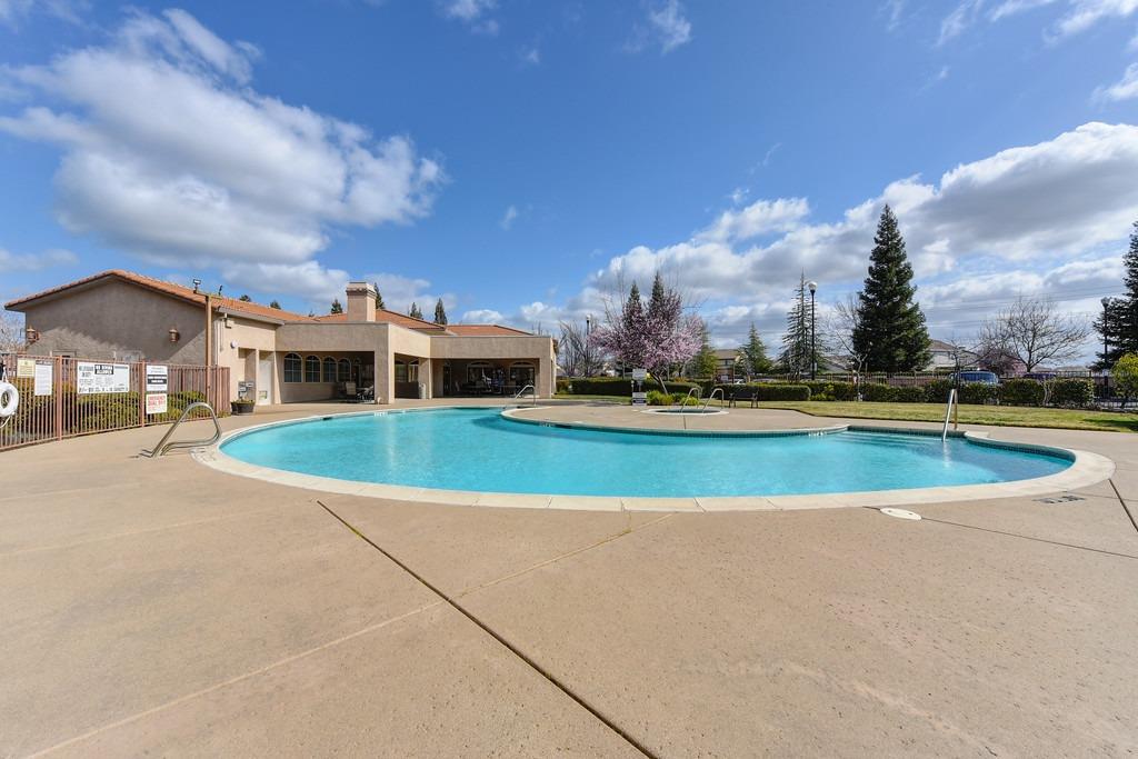10001 Woodcreek Oaks Boulevard 1725