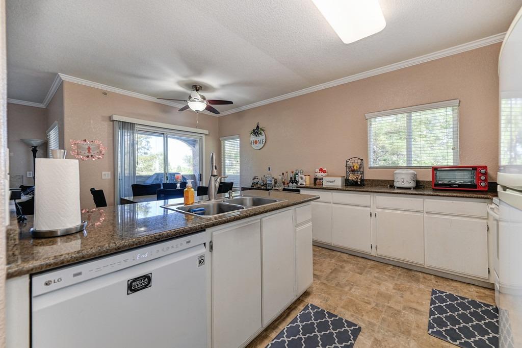 10001 Woodcreek Oaks Boulevard 1725