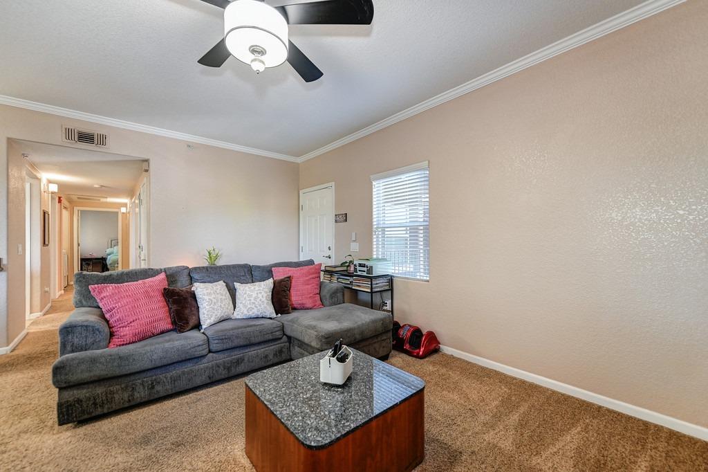 10001 Woodcreek Oaks Boulevard 1725