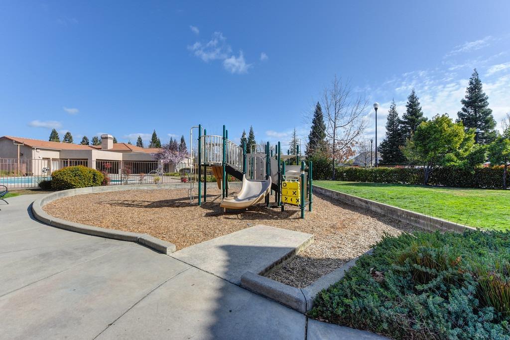 10001 Woodcreek Oaks Boulevard 1725
