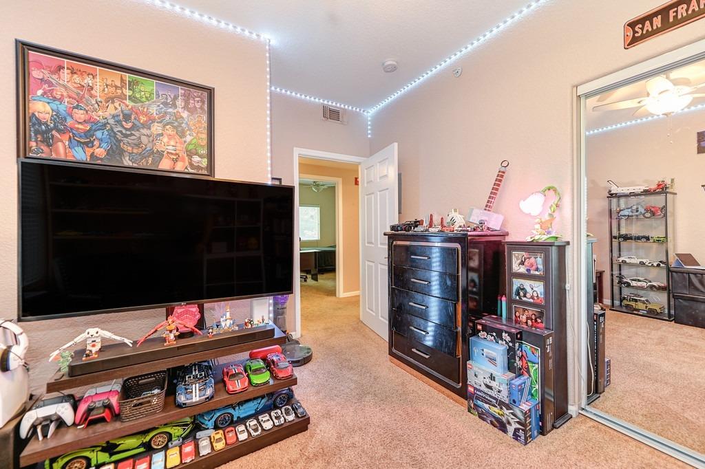 10001 Woodcreek Oaks Boulevard 1725