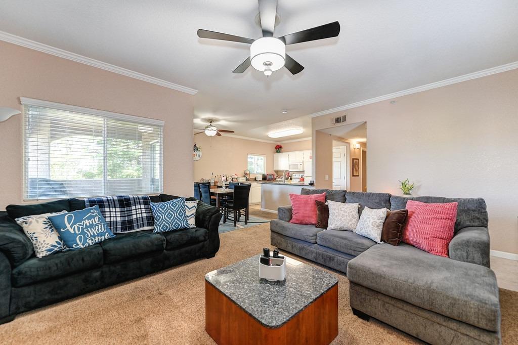 10001 Woodcreek Oaks Boulevard 1725