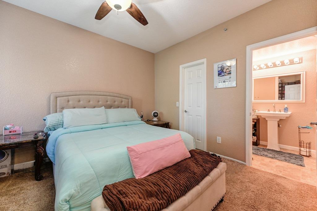 10001 Woodcreek Oaks Boulevard 1725