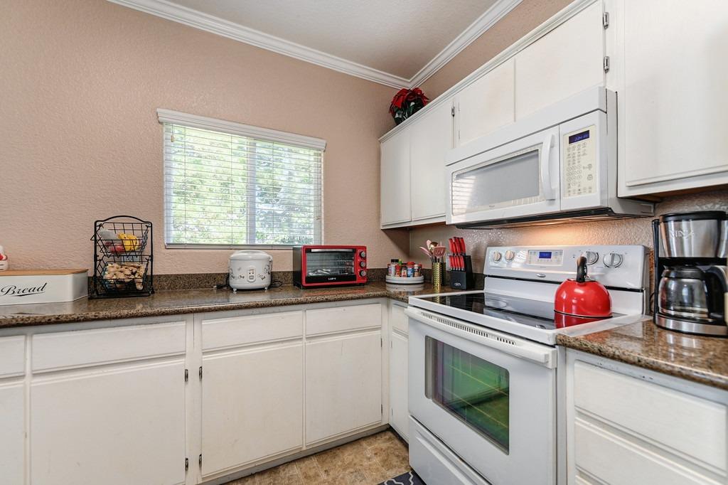 10001 Woodcreek Oaks Boulevard 1725