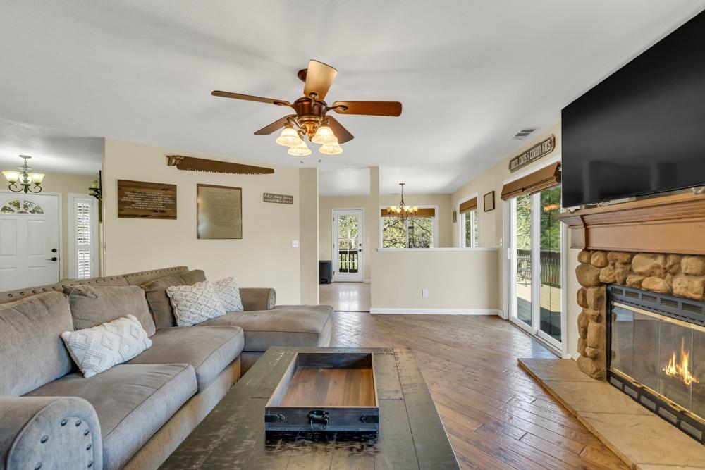 5939 Davidson Court