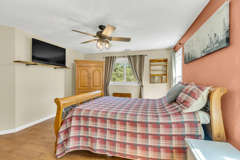 5939 Davidson Court