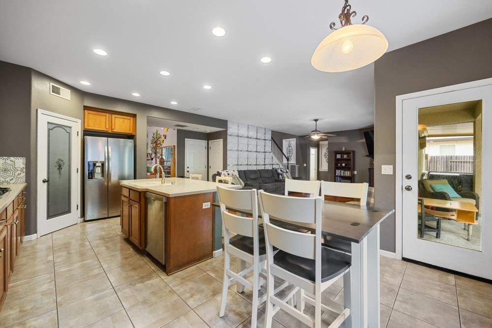 1219 Seymour Circle
