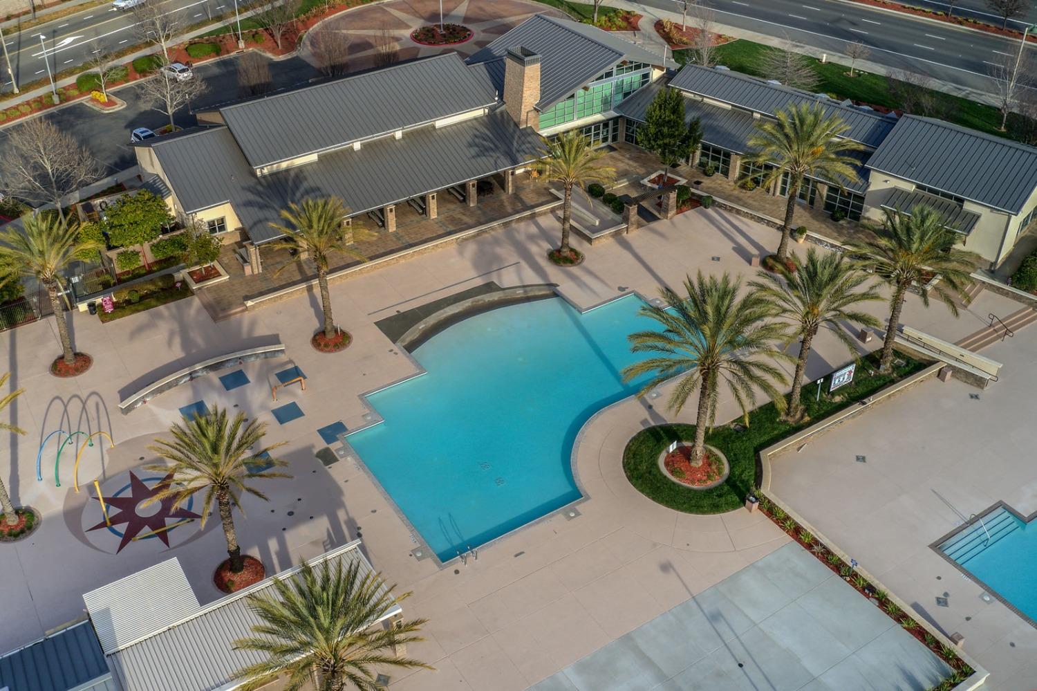 1219 Seymour Circle