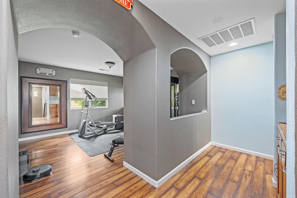 1219 Seymour Circle