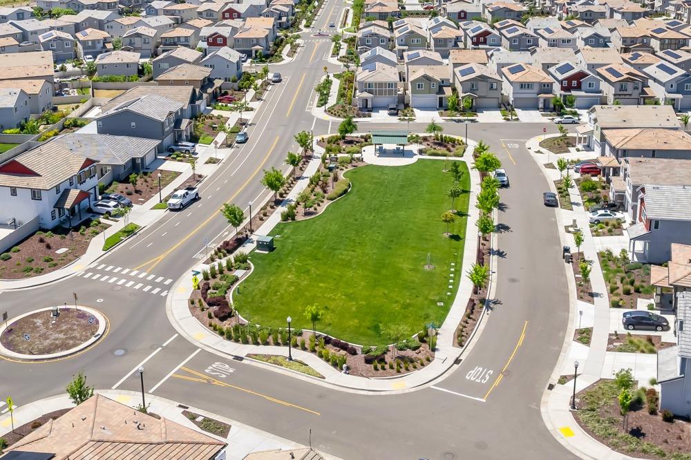 3855 Sunsetparke Way