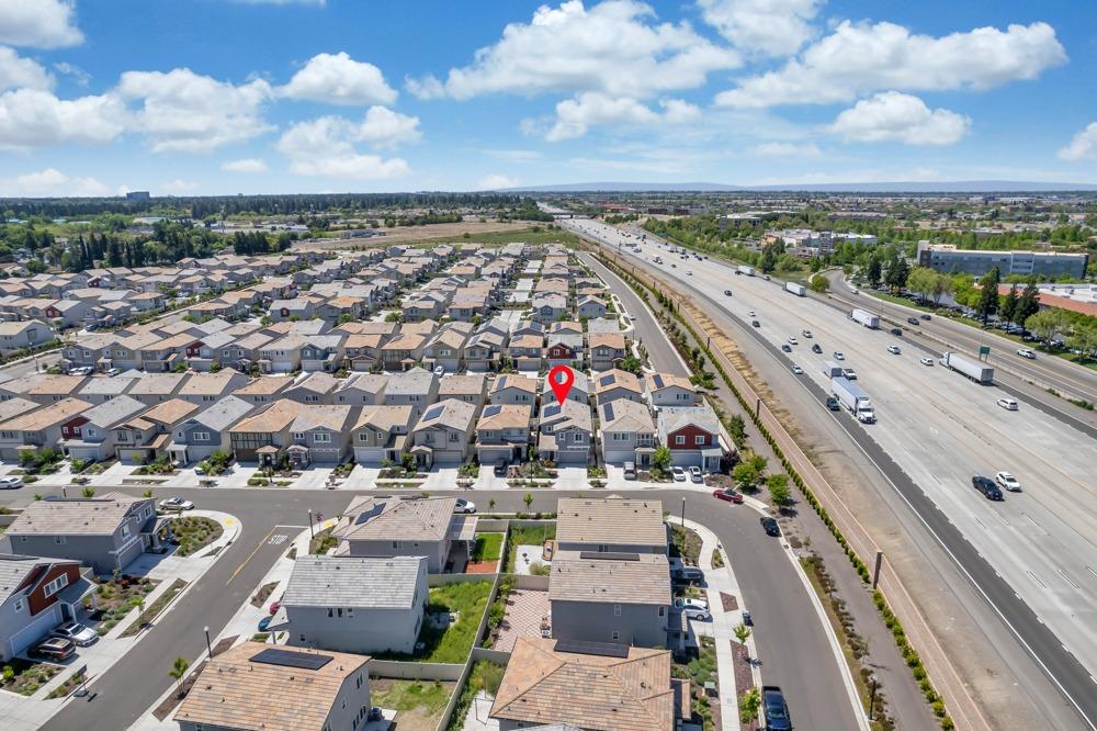 3855 Sunsetparke Way