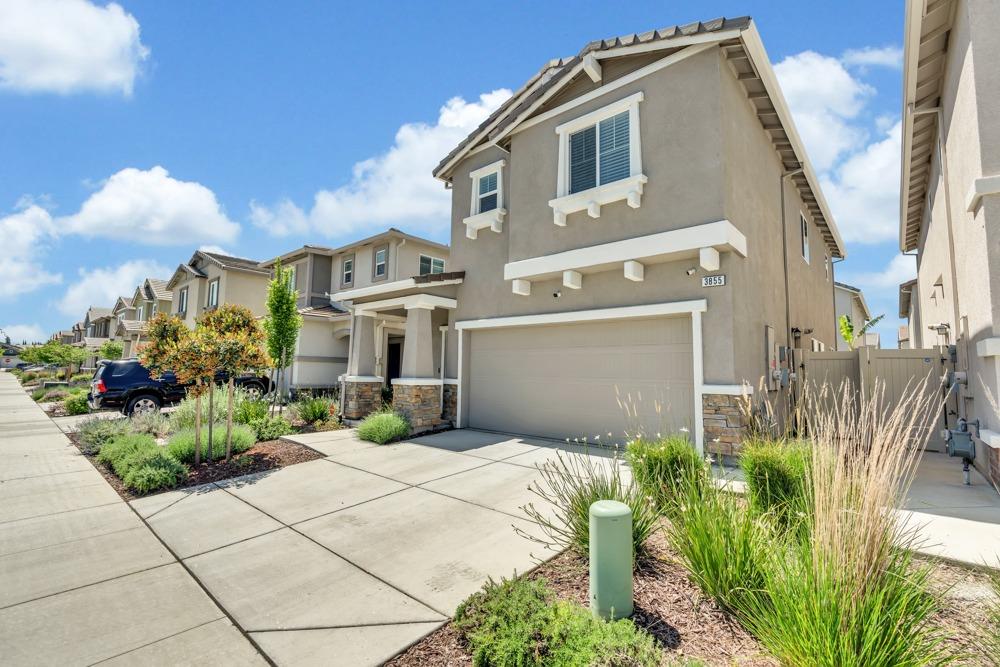 3855 Sunsetparke Way