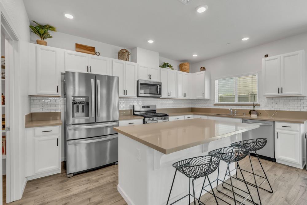 3855 Sunsetparke Way