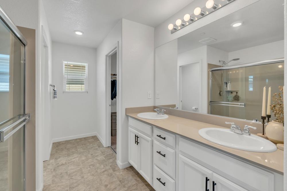 3855 Sunsetparke Way