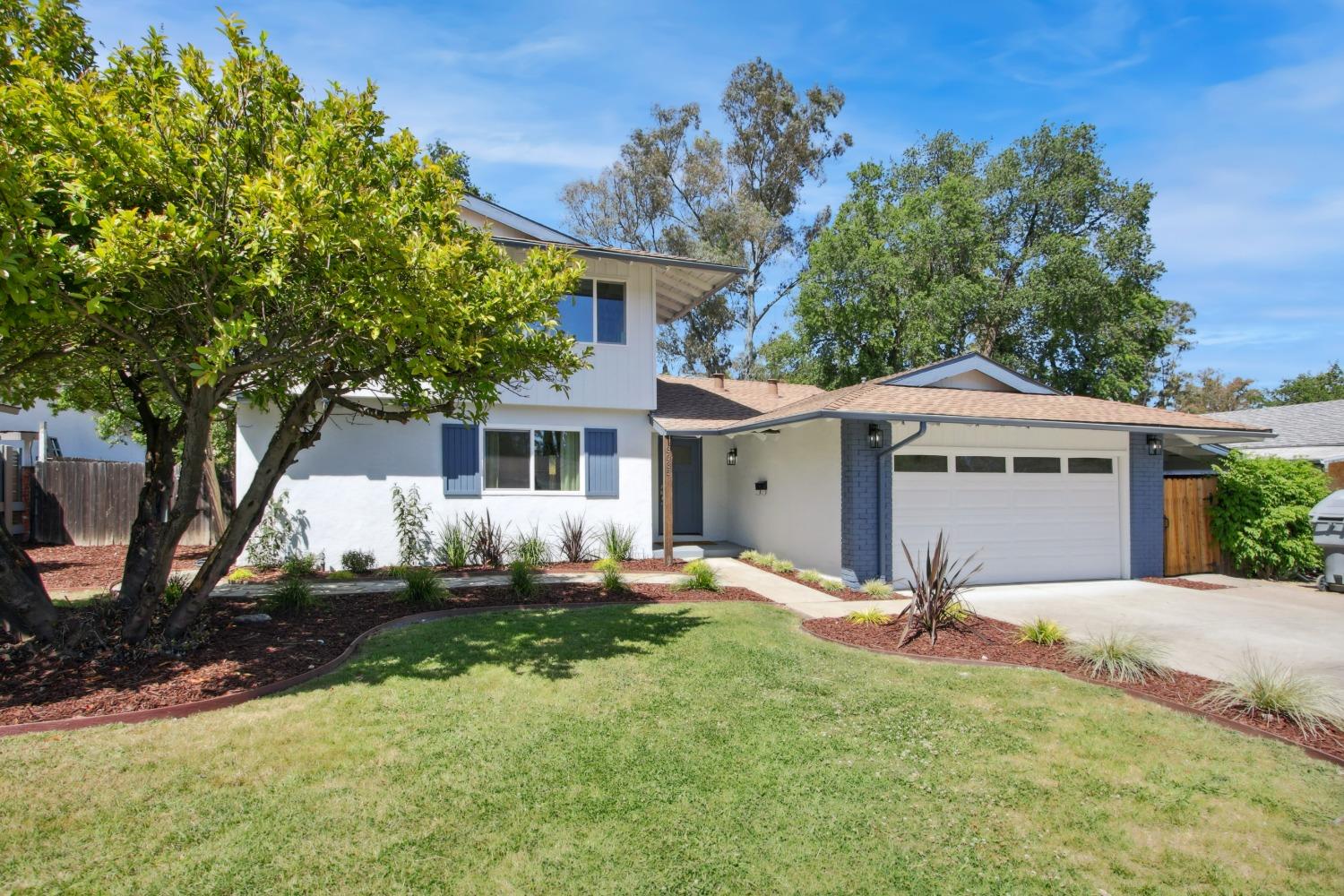 3035 Argonaut Avenue