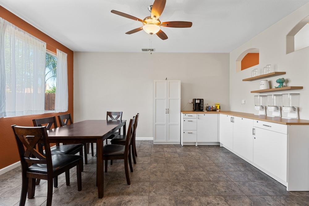 1711 Presidio Way