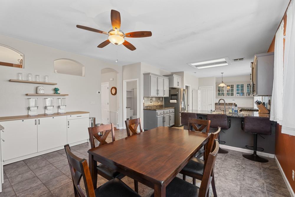 1711 Presidio Way