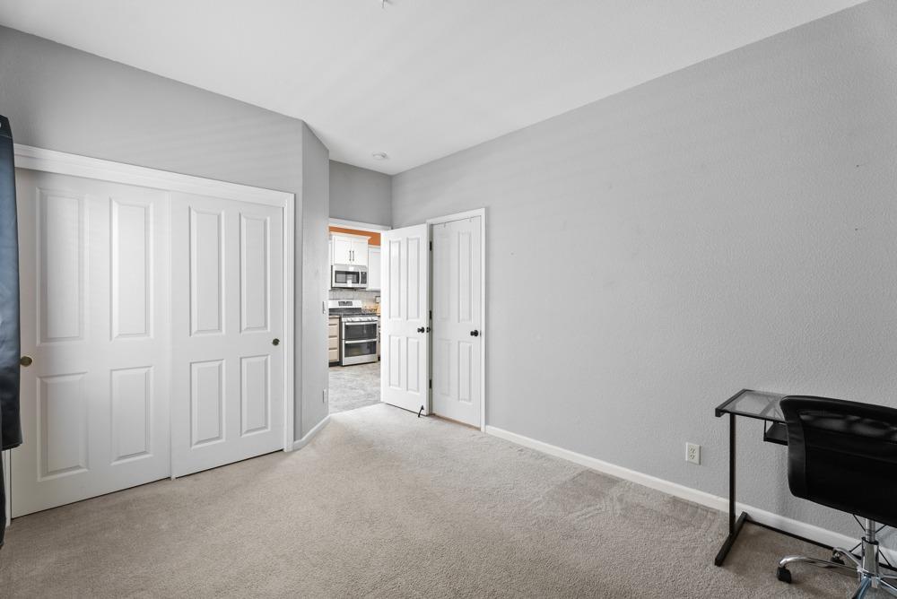 1711 Presidio Way