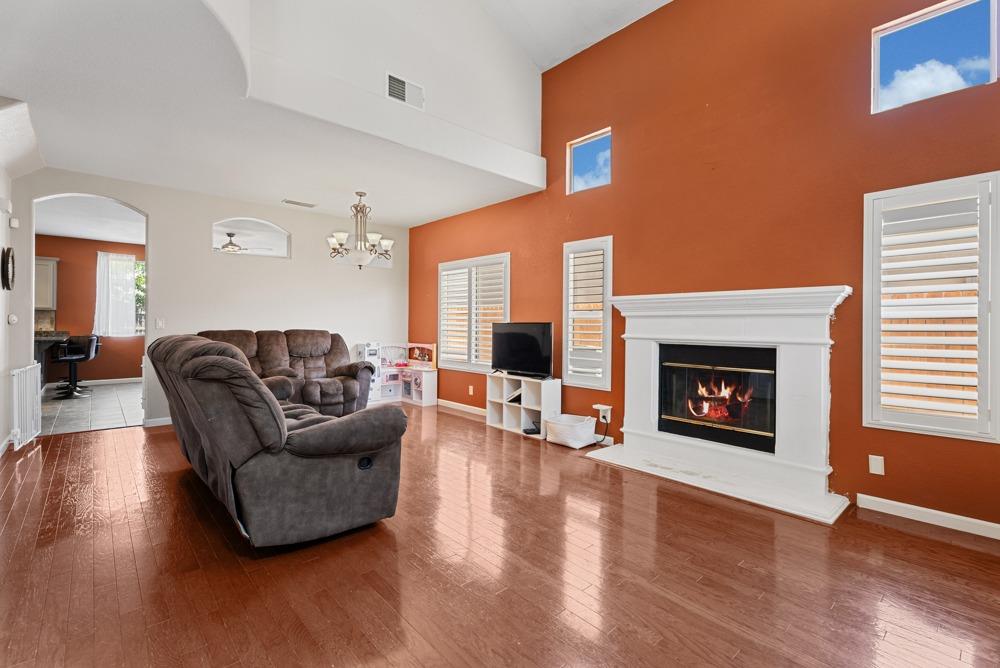 1711 Presidio Way