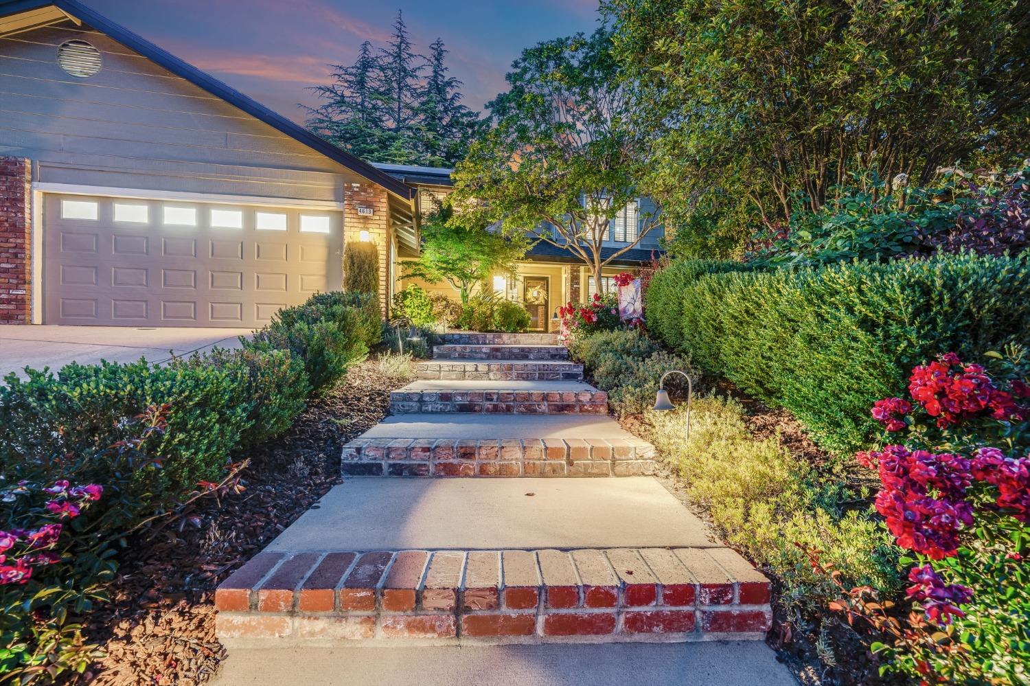 4613 Ronnie Court